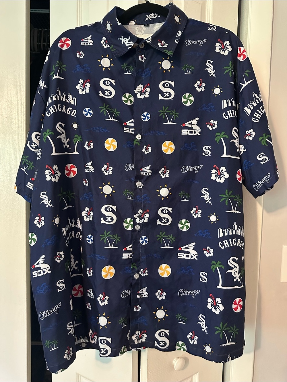 Navy Chicago White Sox Hawaiian Shirt